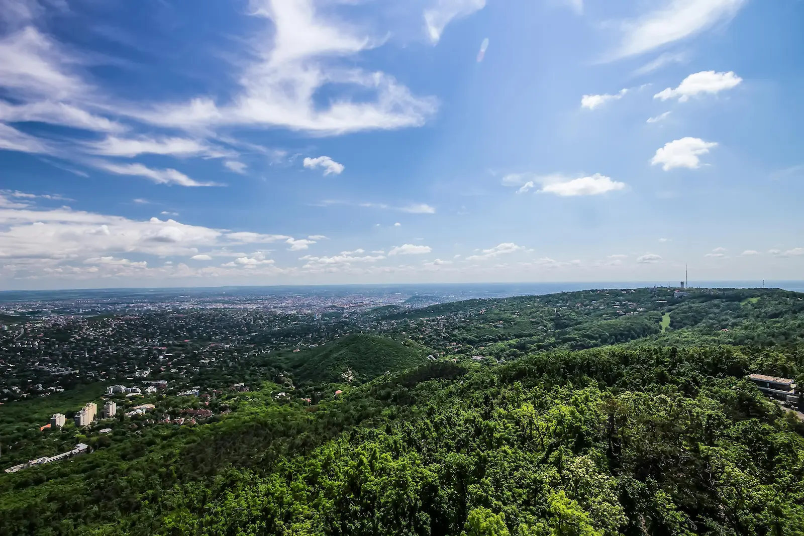 Tandem skydiving in Romania